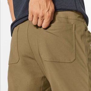 Sz 34 Lululemon ABC pants